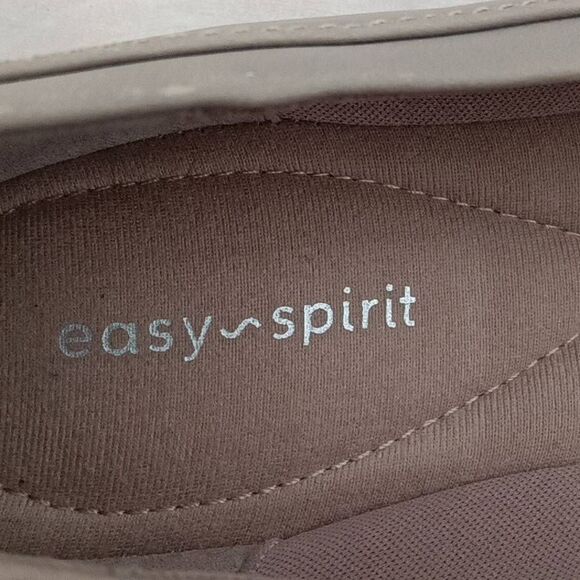 Easy Spirit Women's Acasia Round Toe Slip-on Casual Flats Taupe Gray Size 8.5 W - Picture 6 of 8